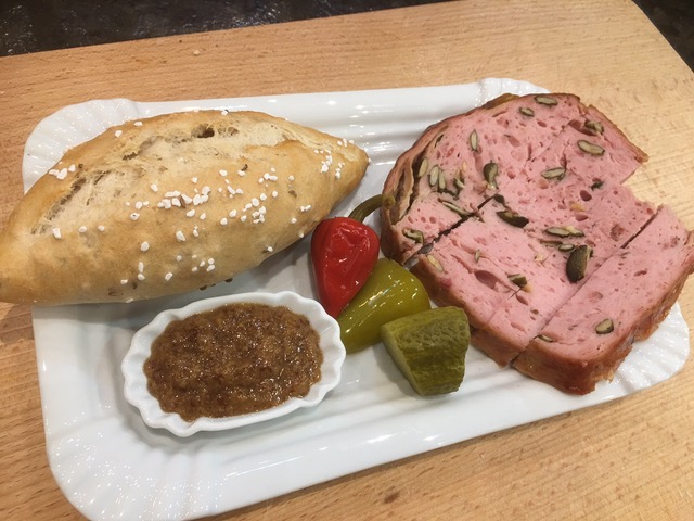 Käsekrainer and Leberkäse